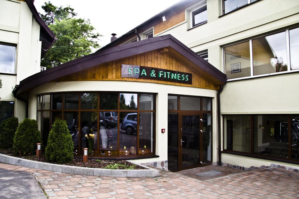 Hotel Niedzwiadek Wdzydze Kiszewskie Exterior photo