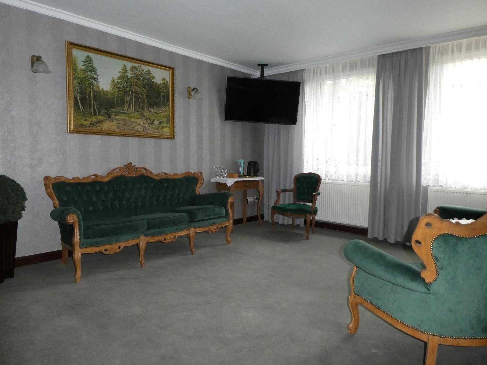 Hotel Niedzwiadek Wdzydze Kiszewskie Exterior photo